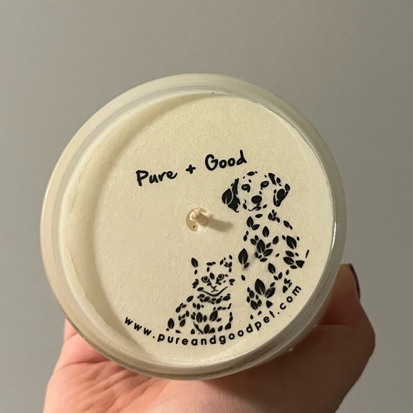 Pure + Good Pet Party Animal Soy Wax Candle Brand New Pet Dog - Picture 2 of 5